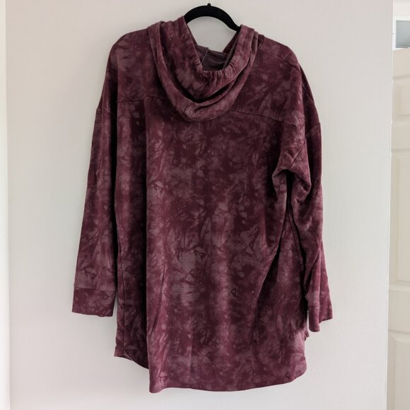 3/$30 tie-dye hooded lightweight athletic sweater - Picture 5 of 7